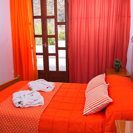 Irini'S Rooms Fteoura Kamari  Exterior photo