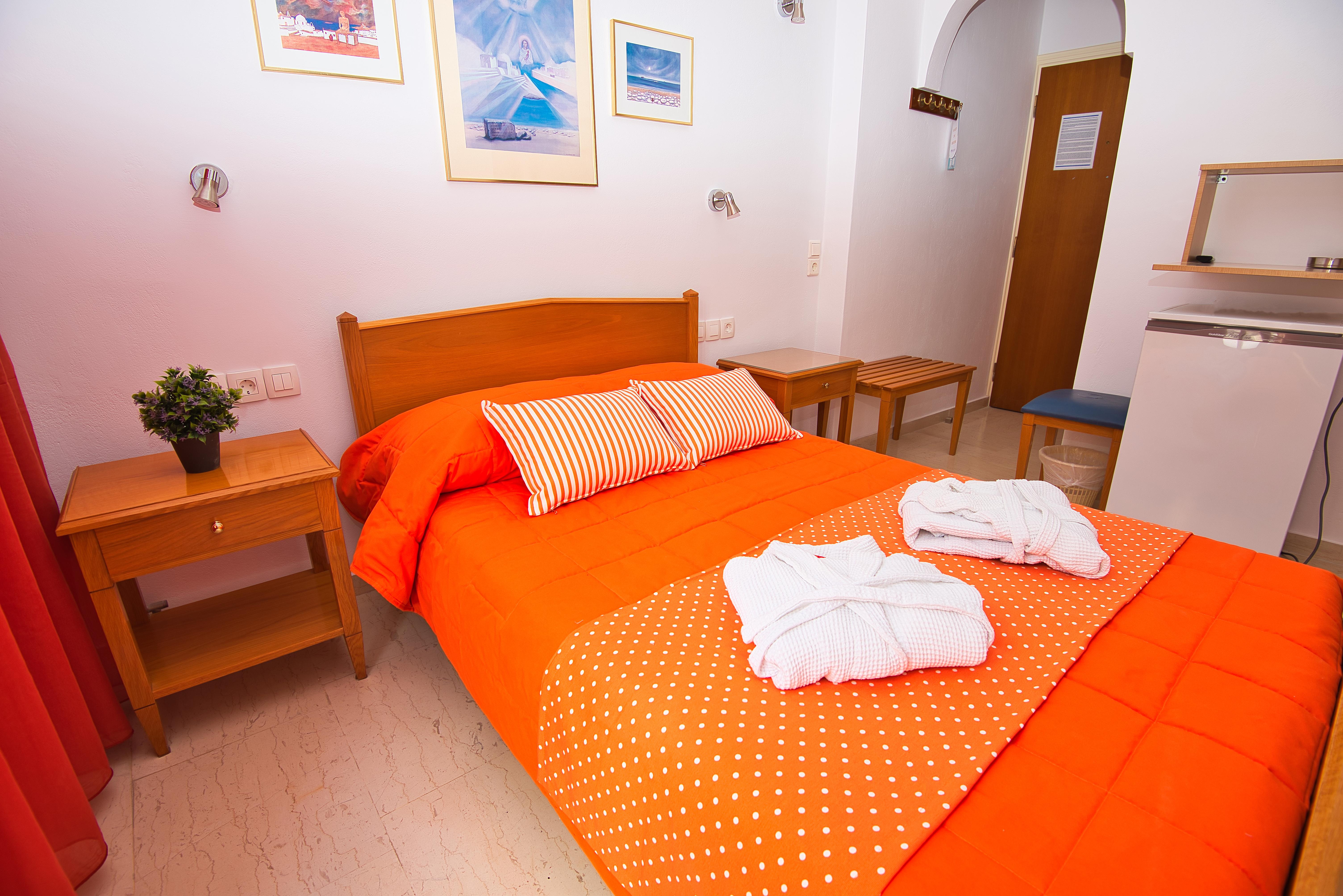 Irini'S Rooms Fteoura Kamari  Exterior photo