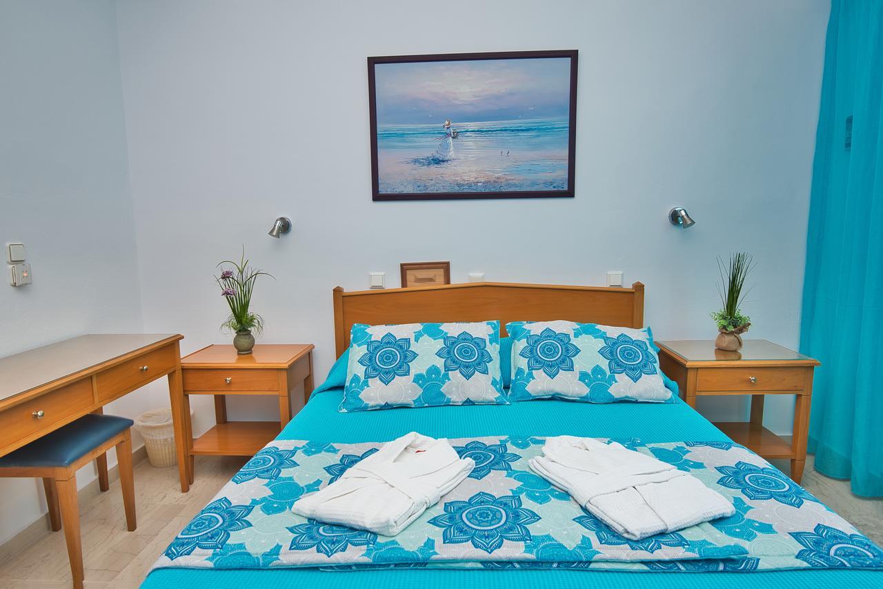 Irini'S Rooms Fteoura Kamari  Exterior photo